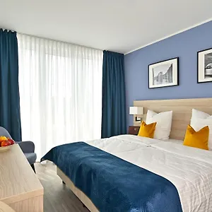 https://hotelhafenwedel.hamburg-hotels-de.com